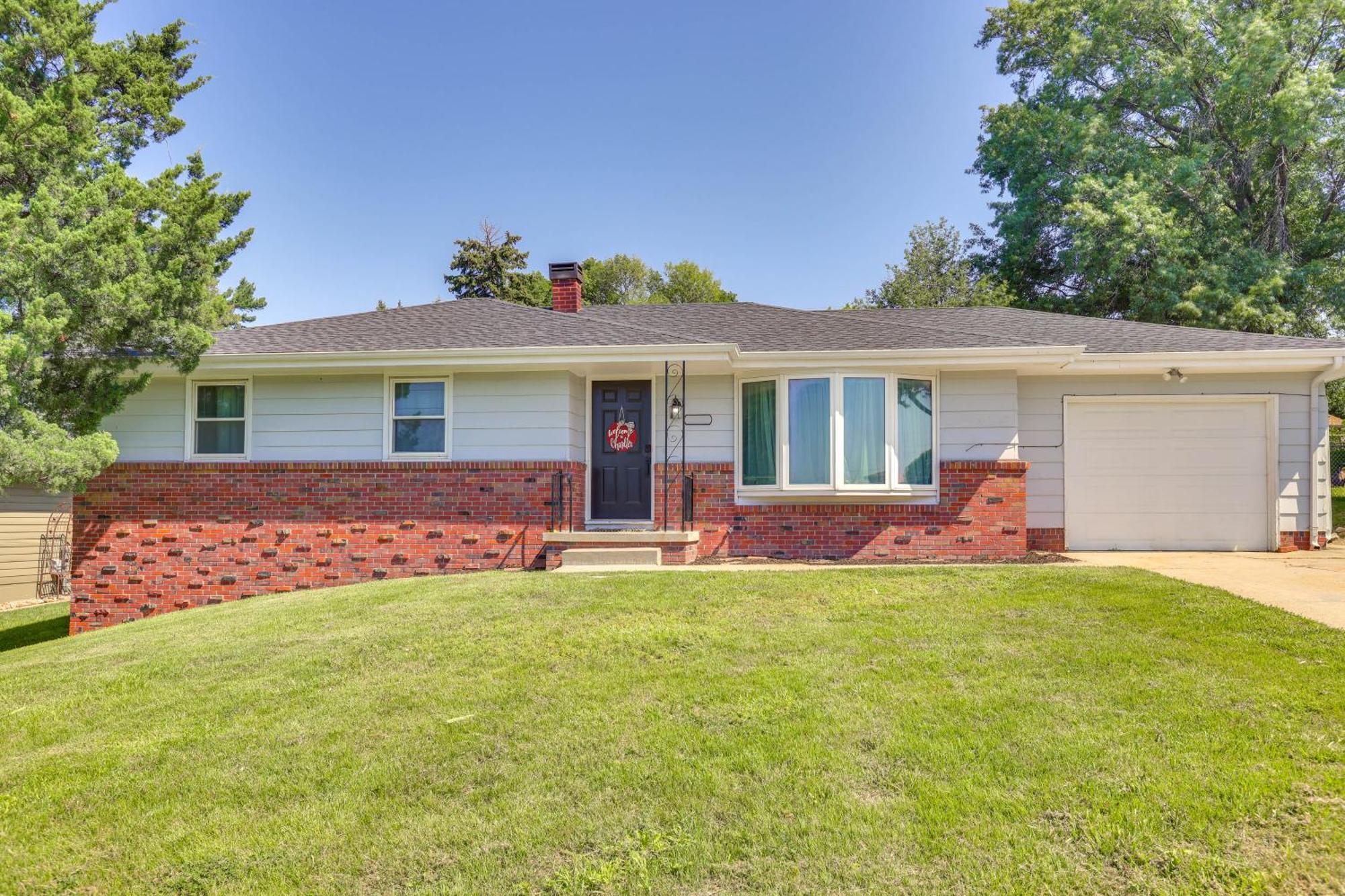 Spacious Omaha Home With Patio And Yard, Pets Welcome! Bagian luar foto